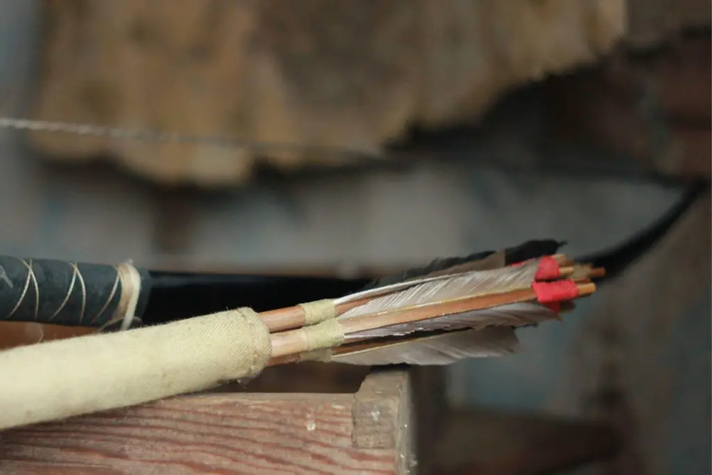 How To Make Bow And Arrow For Hunting