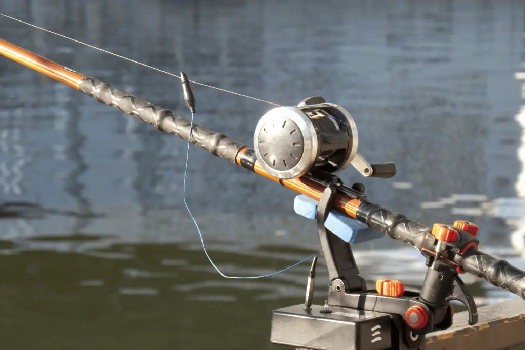 How to String a Fishing Pole